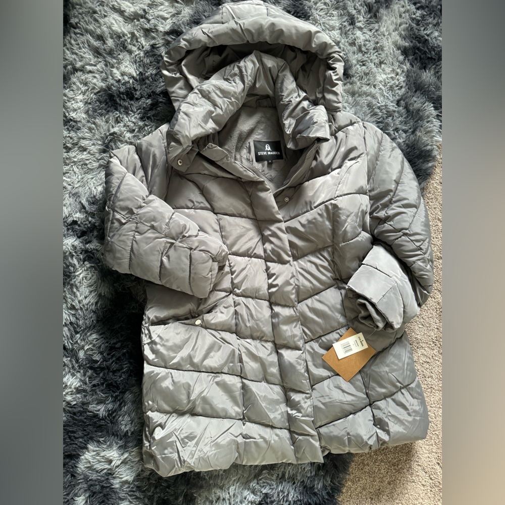 Steve Madden grey puffer